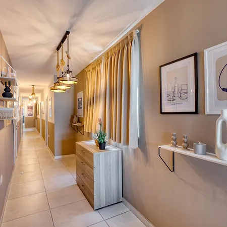 Spacious, Fully Equipped 4br In Pietà With Wifi&ac By 360 Estates