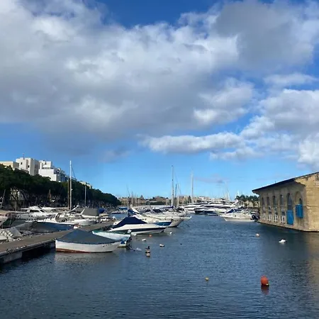 Spacious, Fully Equipped 4br In Pietà With Wifi&ac By 360 Estates * Gwardamanga