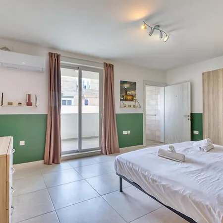 Spacious, Fully Equipped 4br In Pietà With Wifi&ac By 360 Estates *