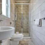 Apartment Spacious, Fully Equipped 4br In Pieta With Wifi & Ac By 360 Estates
