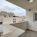 Spacious, Fully Equipped 4br In Pieta With Wifi & Ac By 360 Estates