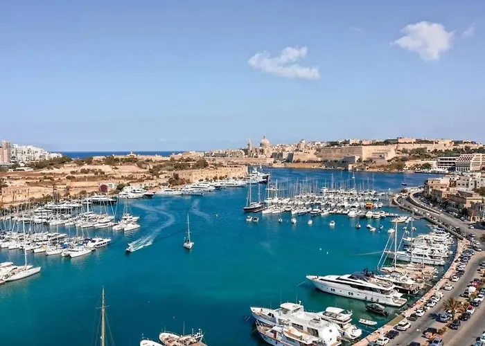 Spacious, Fully Equipped 4br In Pieta With Wifi & Ac By 360 Estates *