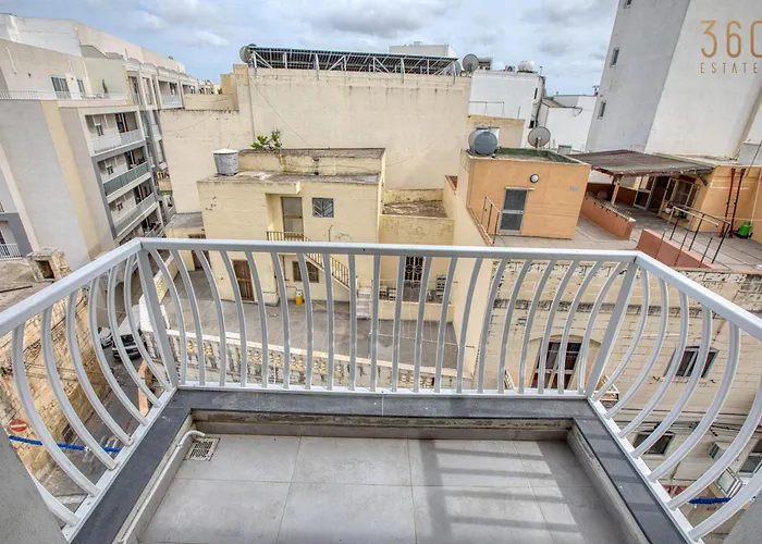 아파트 Spacious, Fully Equipped 4br In Pieta With Wifi & Ac By 360 Estates *