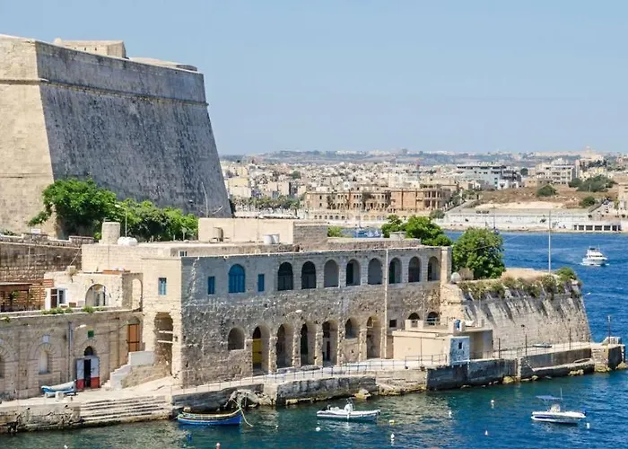 아파트 Spacious, Fully Equipped 4br In Pieta With Wifi & Ac By 360 Estates *